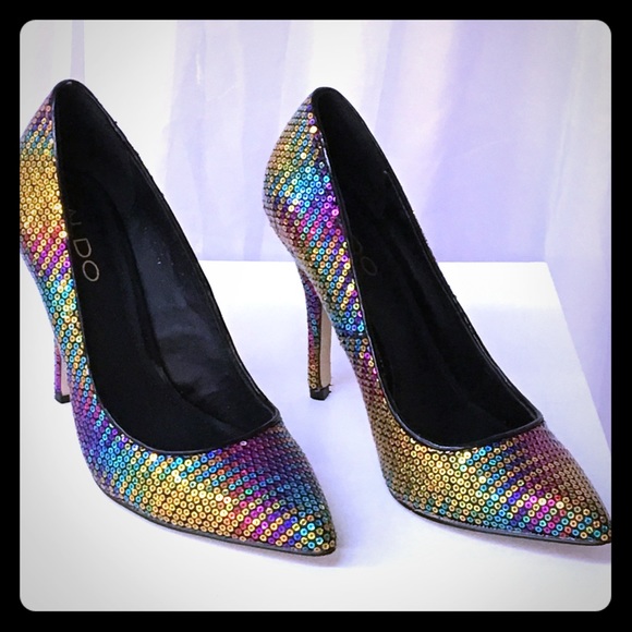 Multicolor Pumps - Picture 1 of 1